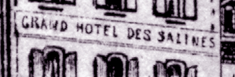 «zooming the hotel name»